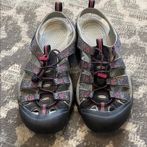 Keen waterproof sandals, barely worn